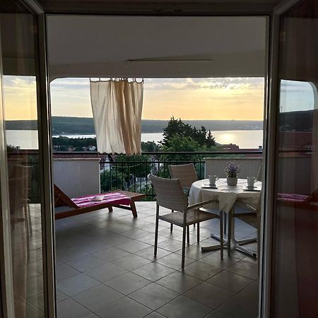 Apartments Stela Gornji Karin Exterior photo