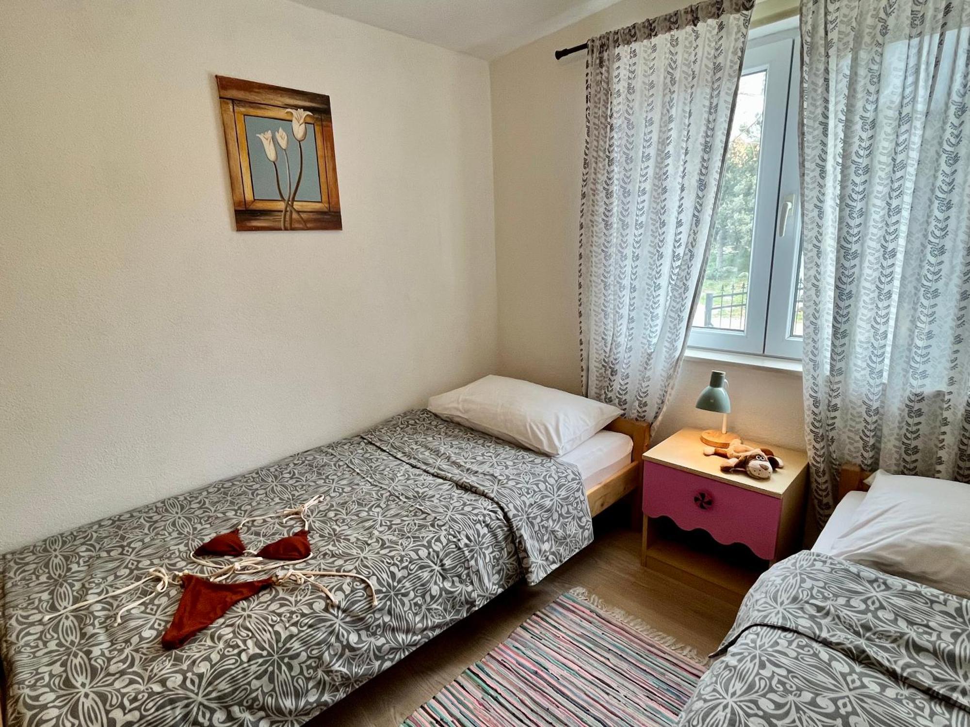 Apartments Stela Gornji Karin Room photo